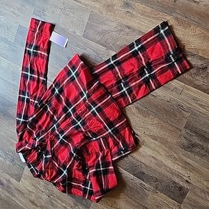 Red black plaid Christmas holiday 2 pc pajama sz Sm bnwt stars above